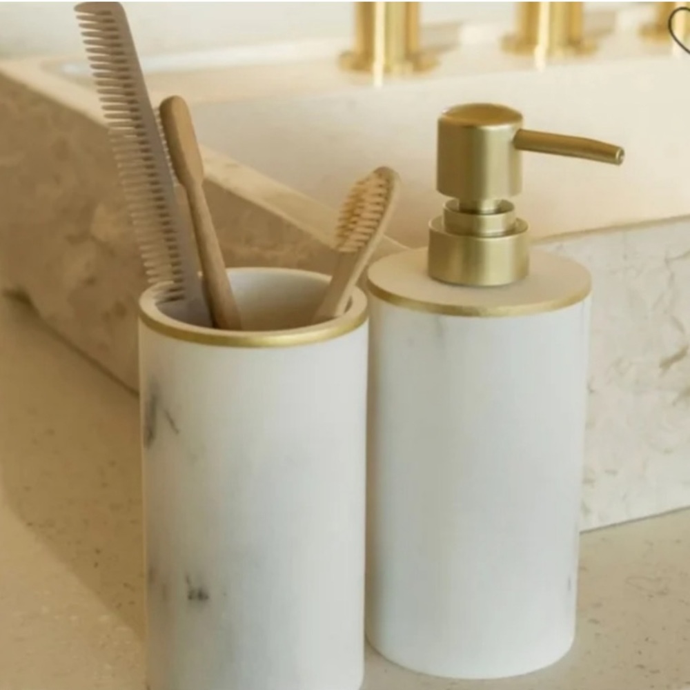 Sunday Citizen Resin Bath Set